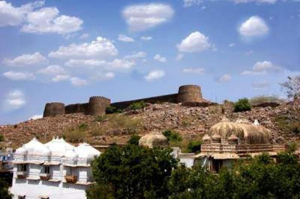Bassi Fort Palace Chittorgarh Exterior foto